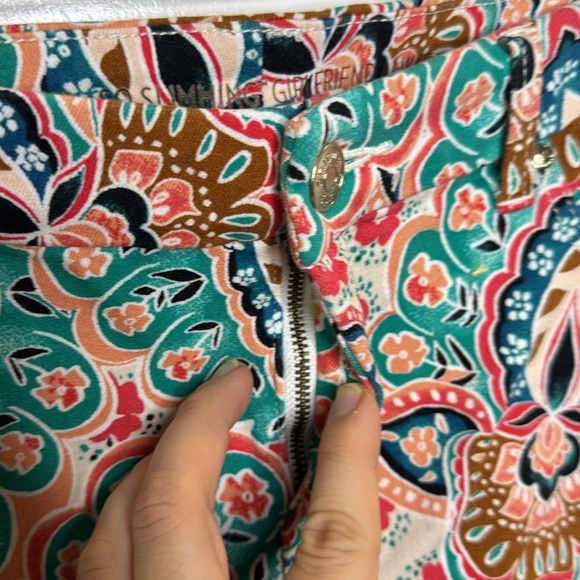 Chicos Size S So Slimming Colorful Stretch Bombay Paisley Girlfriend Ankle Jeans - Picture 7 of 15